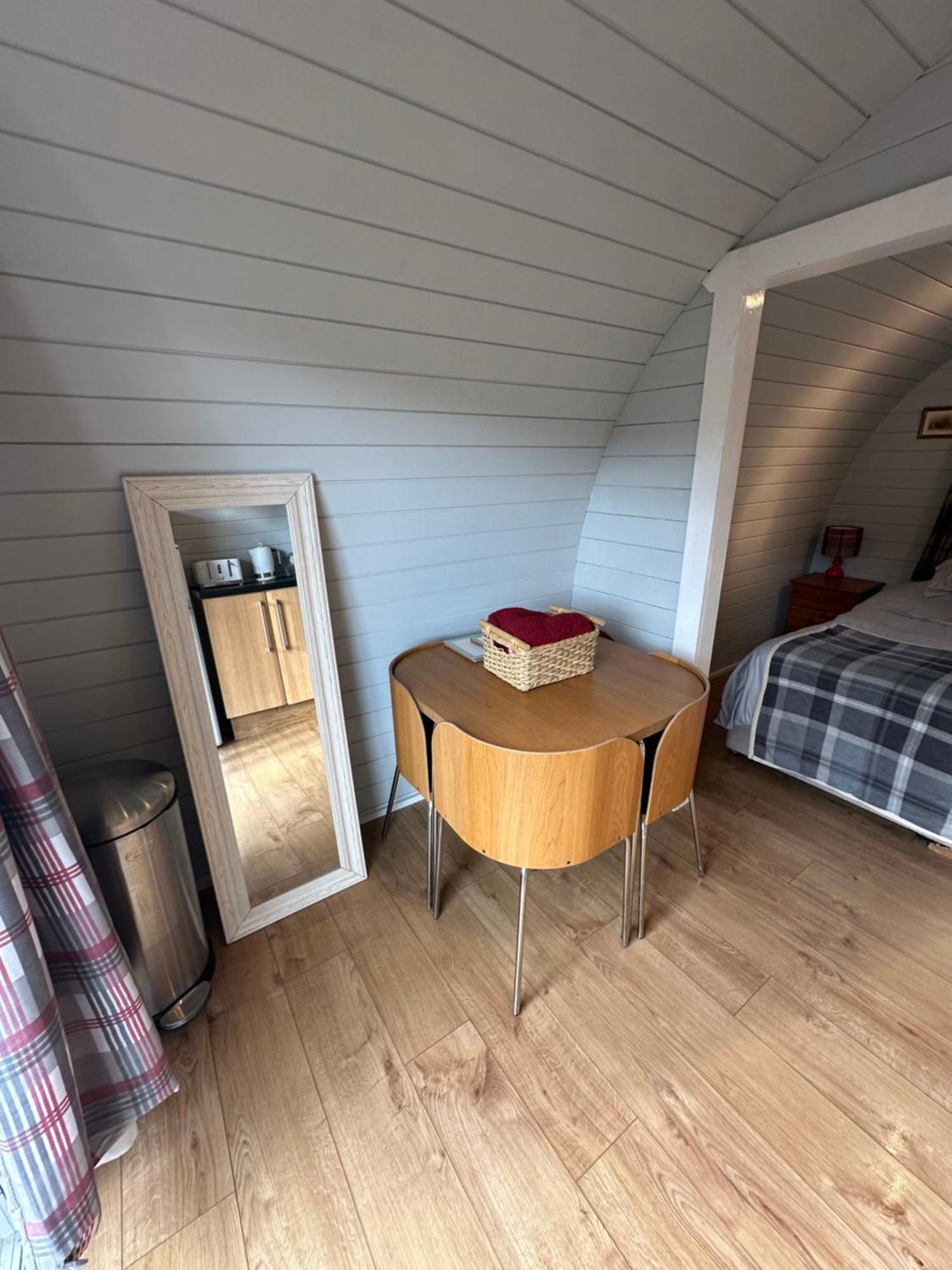 Appartement Glamping Life Retreat à Nantmel Extérieur photo